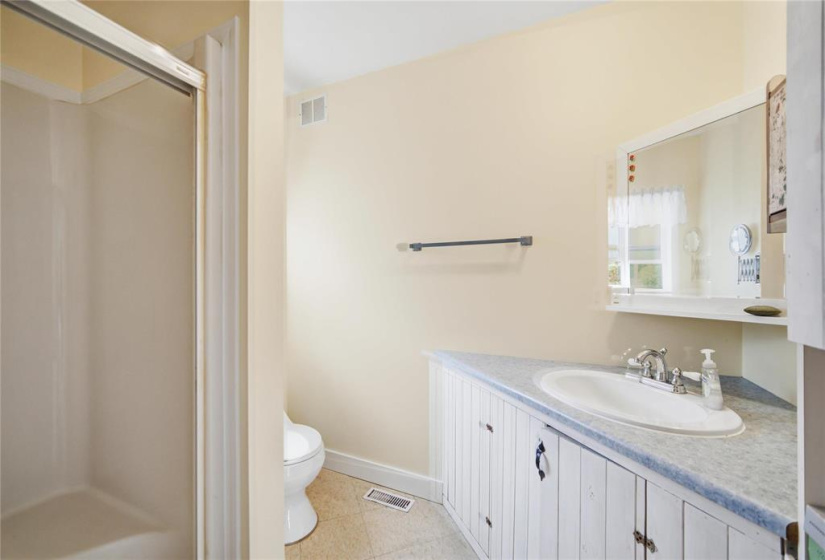 3-pc bath