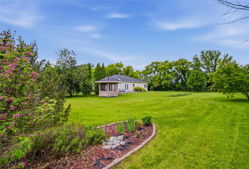 35 Main, 3 Bedrooms Bedrooms, 11 Rooms Rooms,2 BathroomsBathrooms,Residential,For Sale,Main