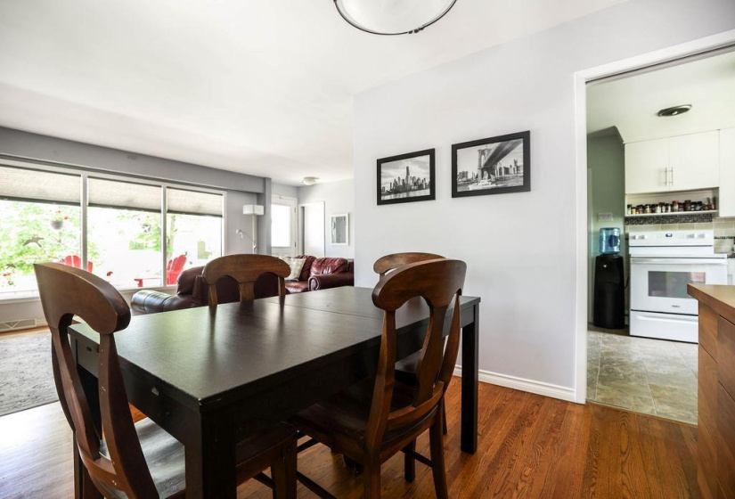 181 Moore, 3 Bedrooms Bedrooms, 12 Rooms Rooms,2 BathroomsBathrooms,Residential,For Sale,Moore