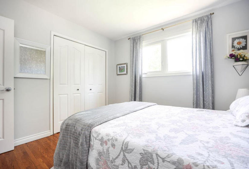 181 Moore, 3 Bedrooms Bedrooms, 12 Rooms Rooms,2 BathroomsBathrooms,Residential,For Sale,Moore