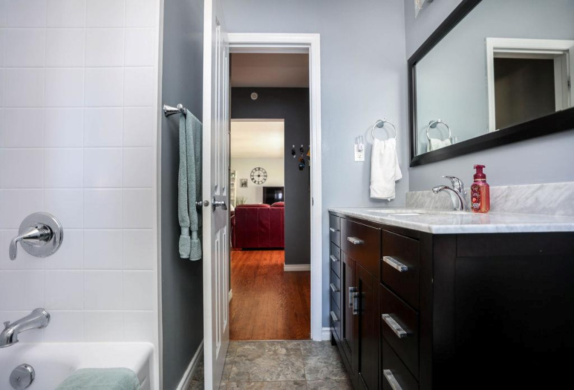 181 Moore, 3 Bedrooms Bedrooms, 12 Rooms Rooms,2 BathroomsBathrooms,Residential,For Sale,Moore