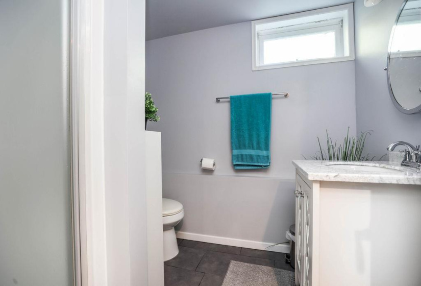 181 Moore, 3 Bedrooms Bedrooms, 12 Rooms Rooms,2 BathroomsBathrooms,Residential,For Sale,Moore