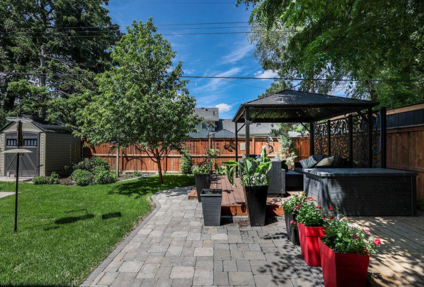 181 Moore, 3 Bedrooms Bedrooms, 12 Rooms Rooms,2 BathroomsBathrooms,Residential,For Sale,Moore