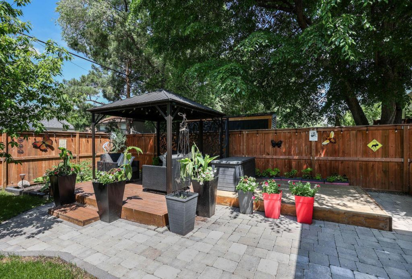 181 Moore, 3 Bedrooms Bedrooms, 12 Rooms Rooms,2 BathroomsBathrooms,Residential,For Sale,Moore