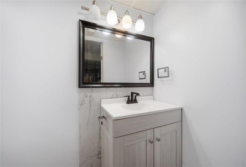 1896 Bannatyne, 4 Bedrooms Bedrooms, 9 Rooms Rooms,1 BathroomBathrooms,Residential,For Sale,Bannatyne