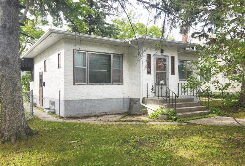 99 Vivian, ,Residential,For Sale,Vivian