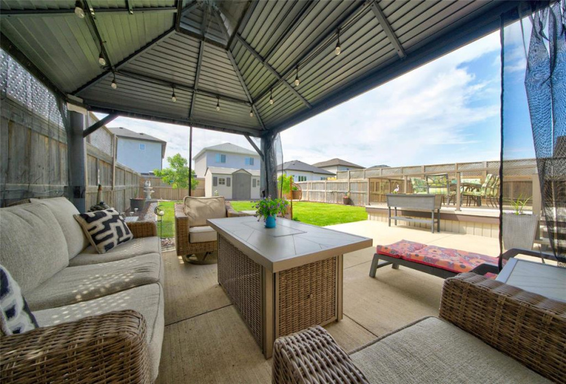 74 Van Slyk, 4 Bedrooms Bedrooms, 17 Rooms Rooms,2 BathroomsBathrooms,Residential,For Sale,Van Slyk
