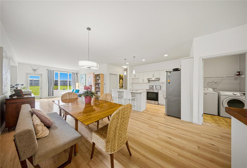 139 Kingsclear, 3 Bedrooms Bedrooms, 10 Rooms Rooms,2 BathroomsBathrooms,Residential,For Sale,Kingsclear