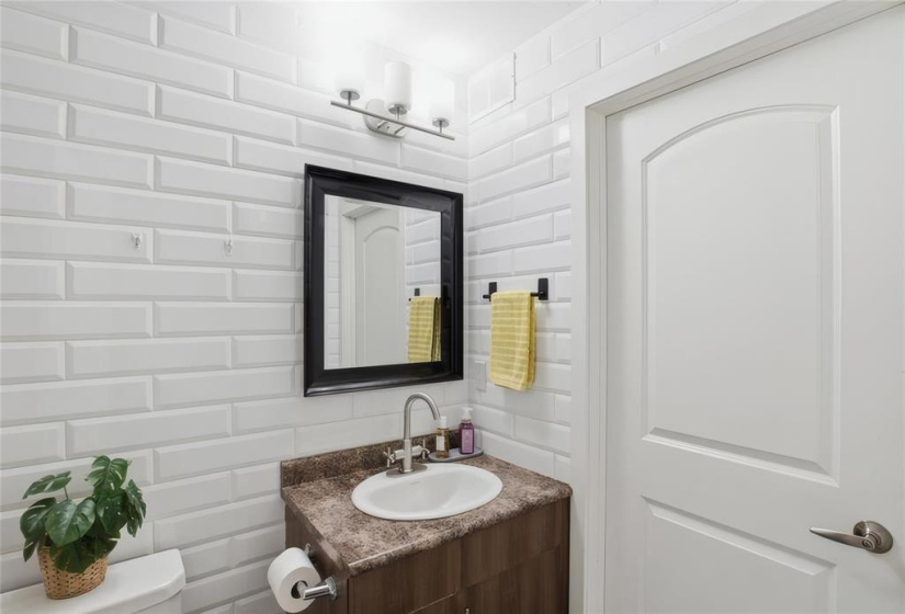 25 Tim Sale, 2 Bedrooms Bedrooms, 5 Rooms Rooms,1 BathroomBathrooms,Condominium,For Sale,Tim Sale
