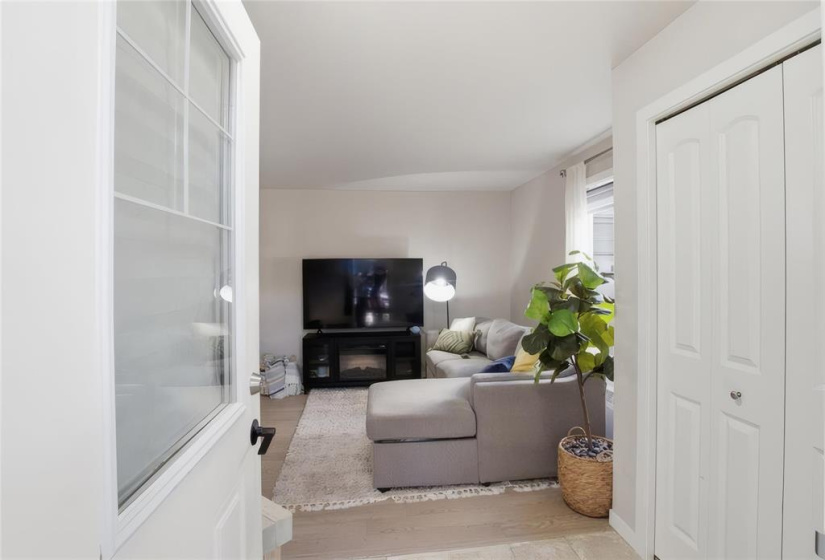 25 Tim Sale, 2 Bedrooms Bedrooms, 5 Rooms Rooms,1 BathroomBathrooms,Condominium,For Sale,Tim Sale