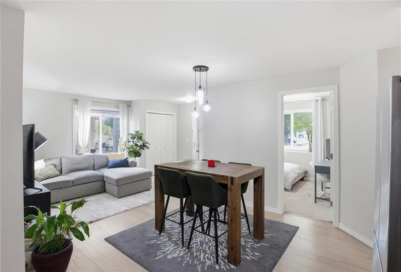 25 Tim Sale, 2 Bedrooms Bedrooms, 5 Rooms Rooms,1 BathroomBathrooms,Condominium,For Sale,Tim Sale