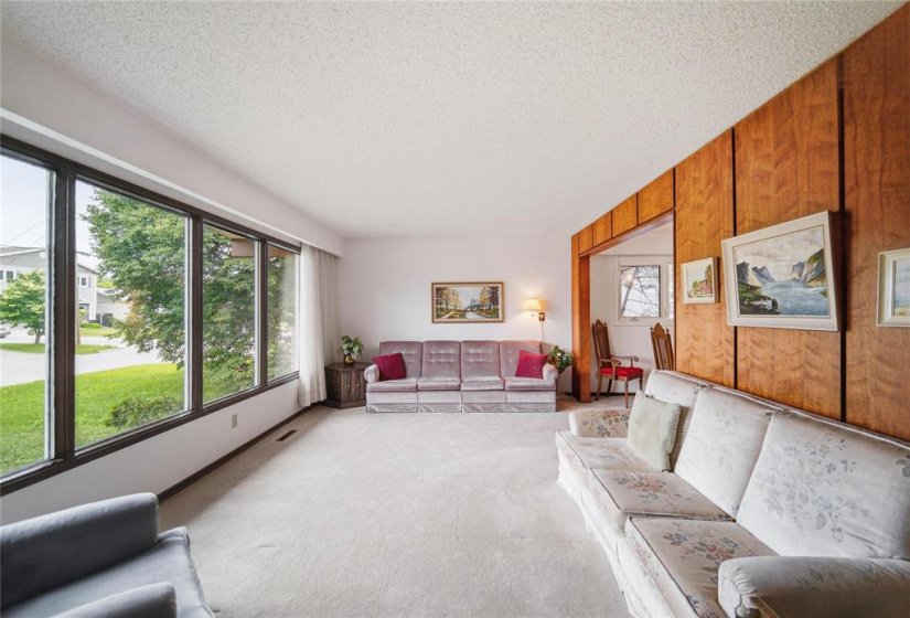 126 Sterling, 4 Bedrooms Bedrooms, 12 Rooms Rooms,2 BathroomsBathrooms,Residential,For Sale,Sterling