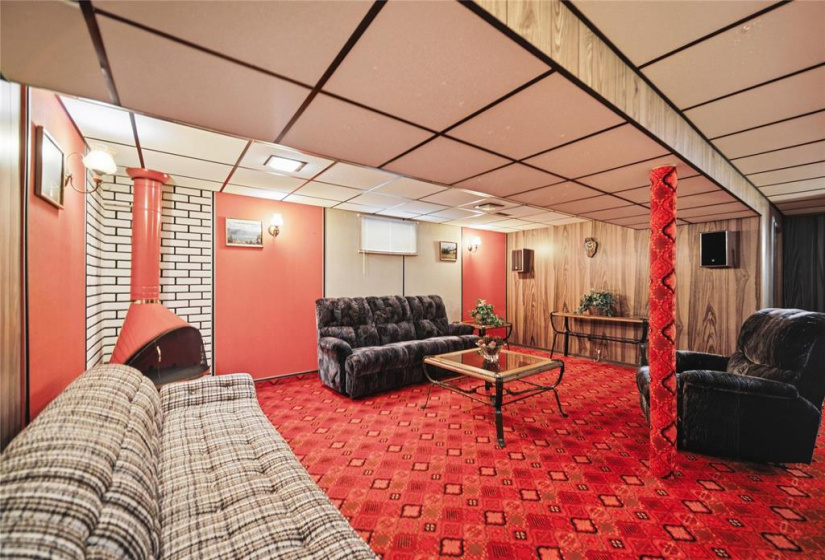 126 Sterling, 4 Bedrooms Bedrooms, 12 Rooms Rooms,2 BathroomsBathrooms,Residential,For Sale,Sterling