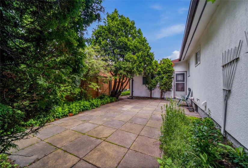 126 Sterling, 4 Bedrooms Bedrooms, 12 Rooms Rooms,2 BathroomsBathrooms,Residential,For Sale,Sterling