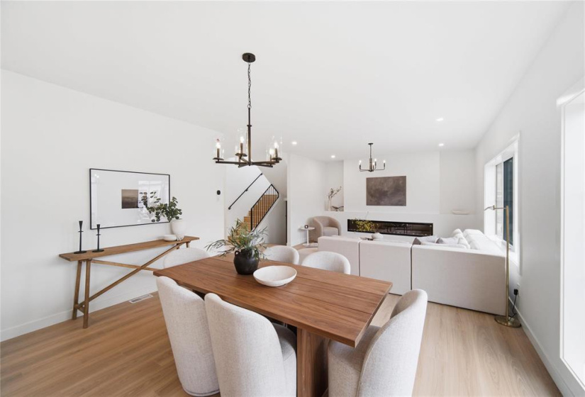 163 Whitehorn, 3 Bedrooms Bedrooms, 14 Rooms Rooms,2 BathroomsBathrooms,Residential,For Sale,Whitehorn