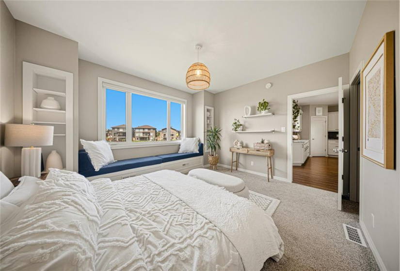 13 Bow Water, 3 Bedrooms Bedrooms, 9 Rooms Rooms,2 BathroomsBathrooms,Residential,For Sale,Bow Water