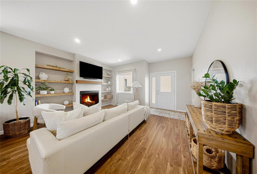 13 Bow Water, 3 Bedrooms Bedrooms, 9 Rooms Rooms,2 BathroomsBathrooms,Residential,For Sale,Bow Water