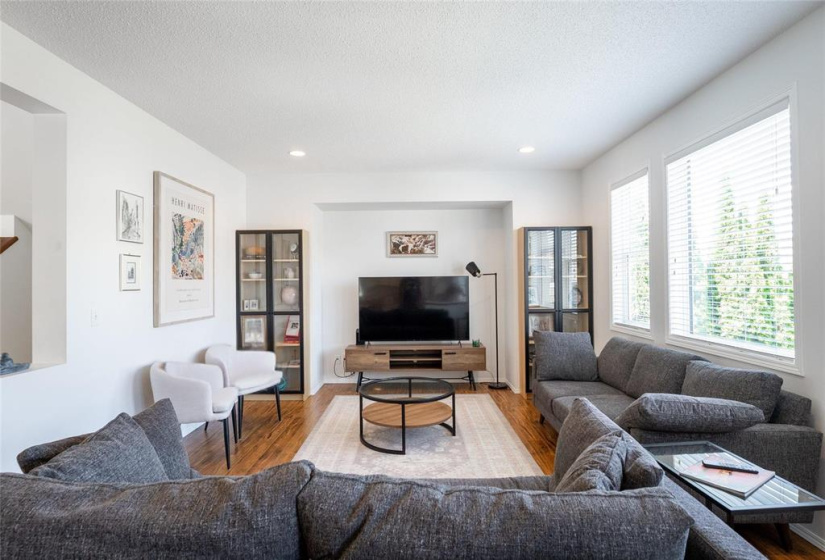 389 Sage Creek, 3 Bedrooms Bedrooms, 9 Rooms Rooms,2 BathroomsBathrooms,Residential,For Sale,Sage Creek