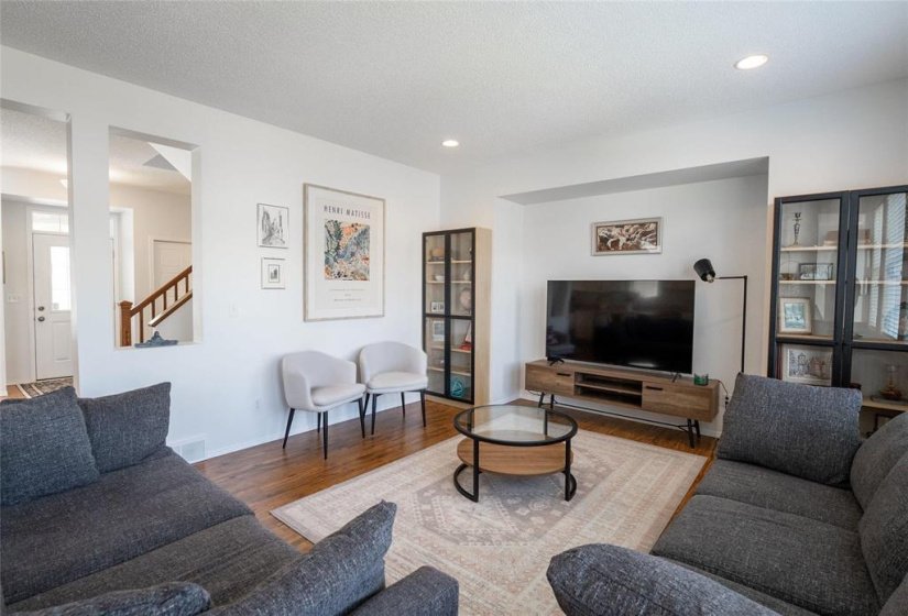 389 Sage Creek, 3 Bedrooms Bedrooms, 9 Rooms Rooms,2 BathroomsBathrooms,Residential,For Sale,Sage Creek