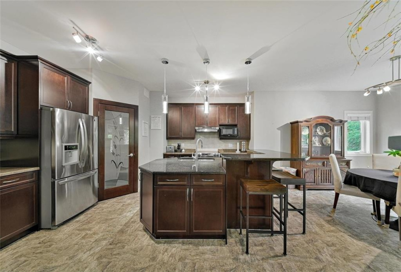 65 Mardena, 4 Bedrooms Bedrooms, 14 Rooms Rooms,2 BathroomsBathrooms,Residential,For Sale,Mardena
