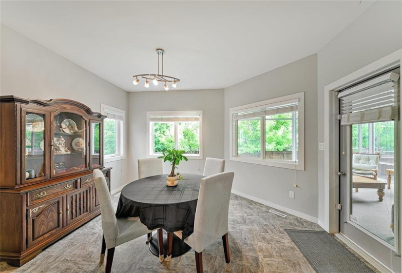 65 Mardena, 4 Bedrooms Bedrooms, 14 Rooms Rooms,2 BathroomsBathrooms,Residential,For Sale,Mardena