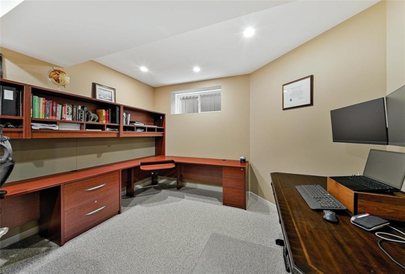 65 Mardena, 4 Bedrooms Bedrooms, 14 Rooms Rooms,2 BathroomsBathrooms,Residential,For Sale,Mardena