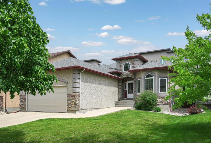 65 Mardena, 4 Bedrooms Bedrooms, 14 Rooms Rooms,2 BathroomsBathrooms,Residential,For Sale,Mardena