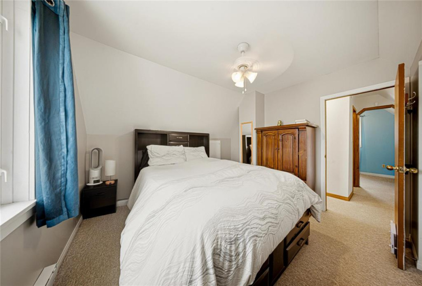 94 Dunraven, 3 Bedrooms Bedrooms, 11 Rooms Rooms,2 BathroomsBathrooms,Residential,For Sale,Dunraven