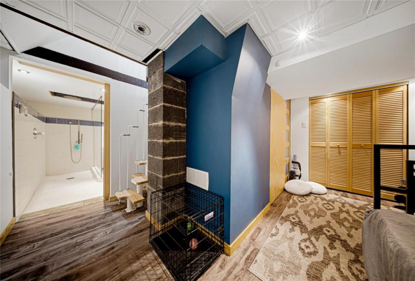 94 Dunraven, 3 Bedrooms Bedrooms, 11 Rooms Rooms,2 BathroomsBathrooms,Residential,For Sale,Dunraven
