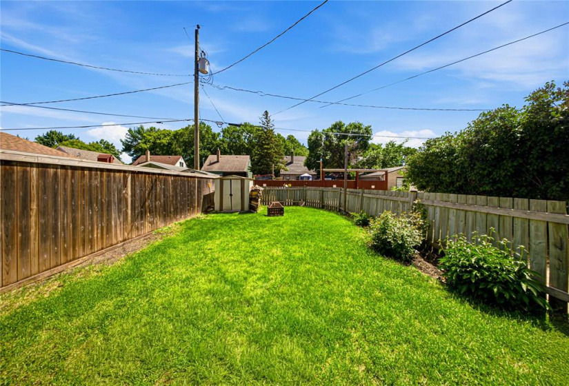 94 Dunraven, 3 Bedrooms Bedrooms, 11 Rooms Rooms,2 BathroomsBathrooms,Residential,For Sale,Dunraven