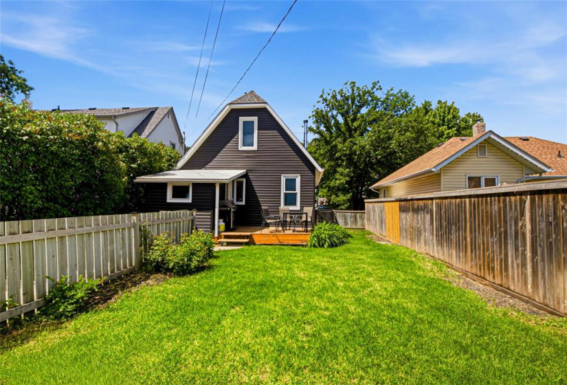 94 Dunraven, 3 Bedrooms Bedrooms, 11 Rooms Rooms,2 BathroomsBathrooms,Residential,For Sale,Dunraven