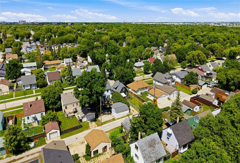94 Dunraven, 3 Bedrooms Bedrooms, 11 Rooms Rooms,2 BathroomsBathrooms,Residential,For Sale,Dunraven