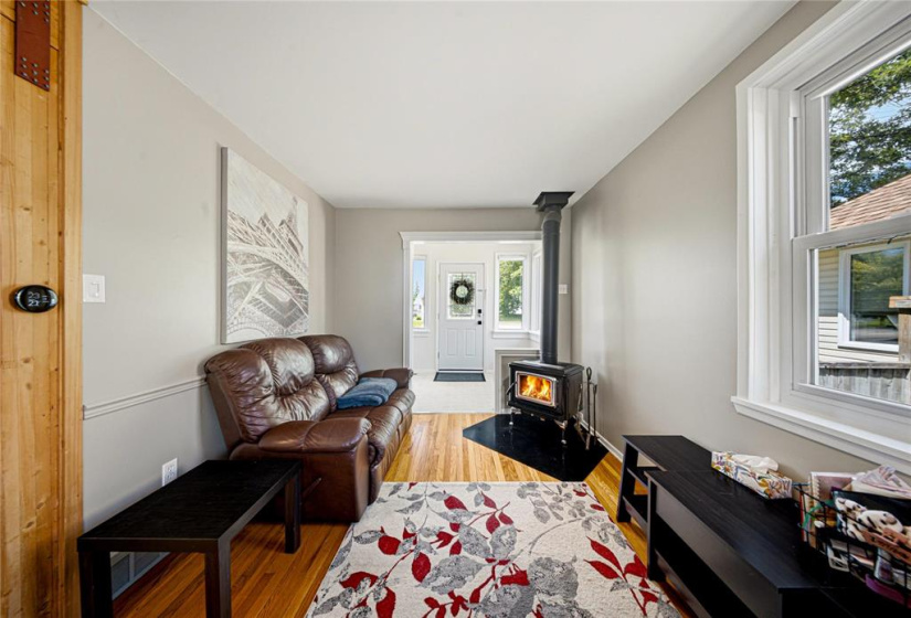 94 Dunraven, 3 Bedrooms Bedrooms, 11 Rooms Rooms,2 BathroomsBathrooms,Residential,For Sale,Dunraven