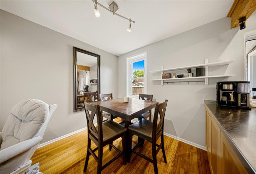 94 Dunraven, 3 Bedrooms Bedrooms, 11 Rooms Rooms,2 BathroomsBathrooms,Residential,For Sale,Dunraven