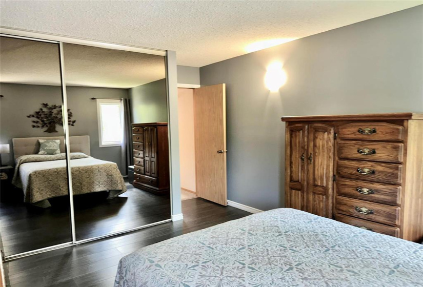 114 Brotman, 4 Bedrooms Bedrooms, 10 Rooms Rooms,2 BathroomsBathrooms,Residential,For Sale,Brotman