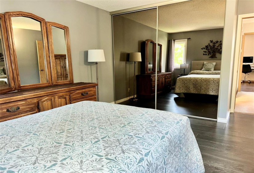 114 Brotman, 4 Bedrooms Bedrooms, 10 Rooms Rooms,2 BathroomsBathrooms,Residential,For Sale,Brotman