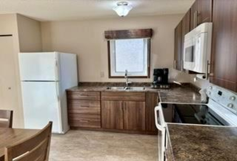 114 Brotman, 4 Bedrooms Bedrooms, 10 Rooms Rooms,2 BathroomsBathrooms,Residential,For Sale,Brotman