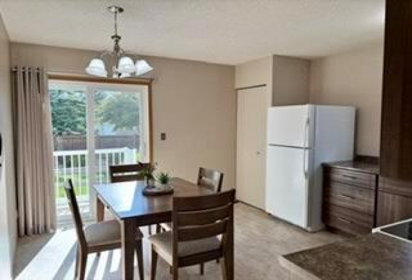 114 Brotman, 4 Bedrooms Bedrooms, 10 Rooms Rooms,2 BathroomsBathrooms,Residential,For Sale,Brotman