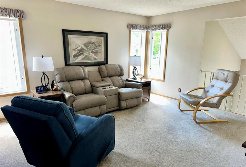 114 Brotman, 4 Bedrooms Bedrooms, 10 Rooms Rooms,2 BathroomsBathrooms,Residential,For Sale,Brotman
