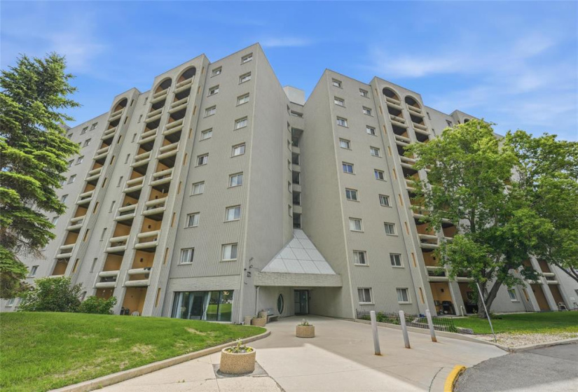 3030 Pembina, 2 Bedrooms Bedrooms, 7 Rooms Rooms,1 BathroomBathrooms,Condominium,For Sale,Pembina