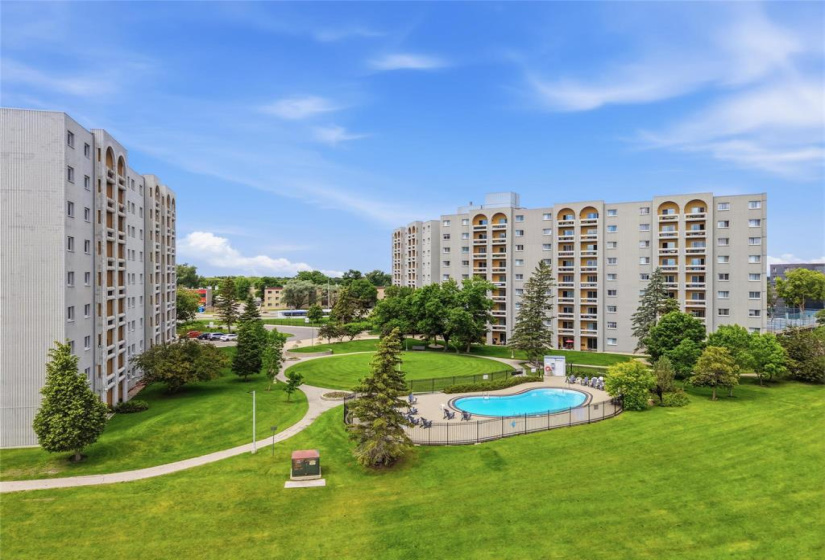 3030 Pembina, 2 Bedrooms Bedrooms, 7 Rooms Rooms,1 BathroomBathrooms,Condominium,For Sale,Pembina