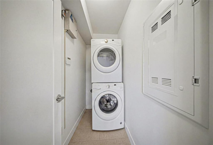 880 Rathgar, 3 Bedrooms Bedrooms, 11 Rooms Rooms,2 BathroomsBathrooms,Condominium,For Sale,Rathgar
