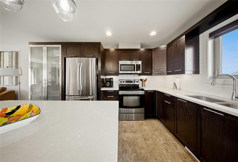 1290 Warde, 3 Bedrooms Bedrooms, 13 Rooms Rooms,2 BathroomsBathrooms,Condominium,For Sale,Warde