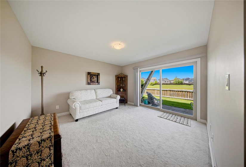 1290 Warde, 3 Bedrooms Bedrooms, 13 Rooms Rooms,2 BathroomsBathrooms,Condominium,For Sale,Warde