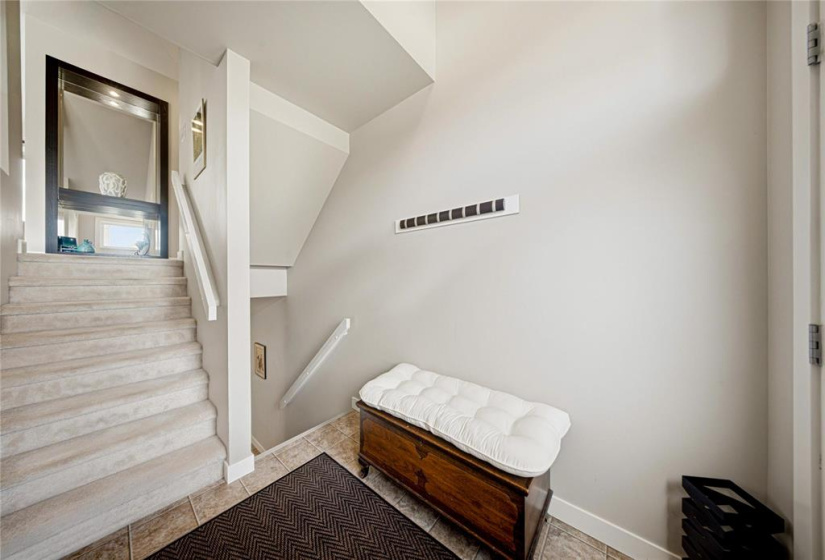 1290 Warde, 3 Bedrooms Bedrooms, 13 Rooms Rooms,2 BathroomsBathrooms,Condominium,For Sale,Warde