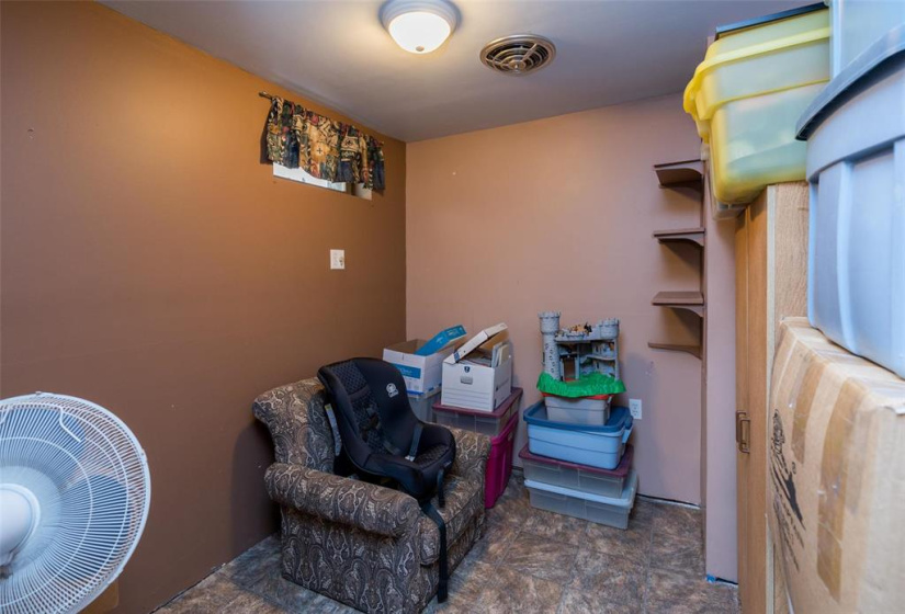 453 Arnold, 3 Bedrooms Bedrooms, 11 Rooms Rooms,1 BathroomBathrooms,Residential,For Sale,Arnold