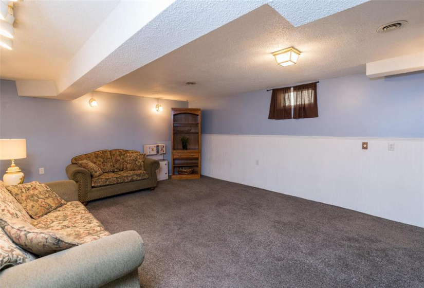 453 Arnold, 3 Bedrooms Bedrooms, 11 Rooms Rooms,1 BathroomBathrooms,Residential,For Sale,Arnold