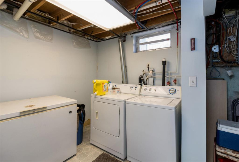 453 Arnold, 3 Bedrooms Bedrooms, 11 Rooms Rooms,1 BathroomBathrooms,Residential,For Sale,Arnold