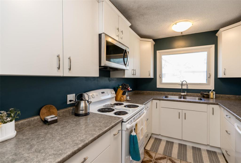 453 Arnold, 3 Bedrooms Bedrooms, 11 Rooms Rooms,1 BathroomBathrooms,Residential,For Sale,Arnold