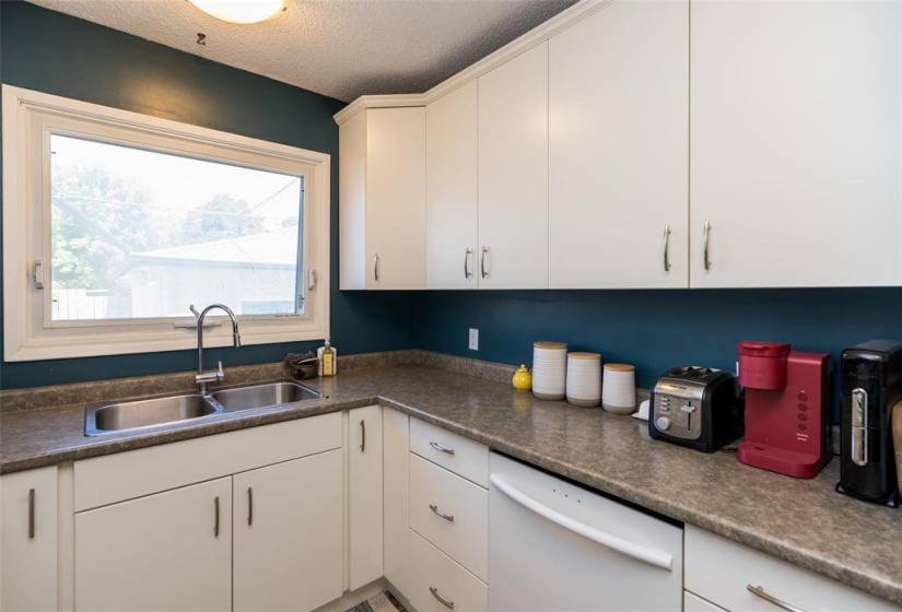 453 Arnold, 3 Bedrooms Bedrooms, 11 Rooms Rooms,1 BathroomBathrooms,Residential,For Sale,Arnold